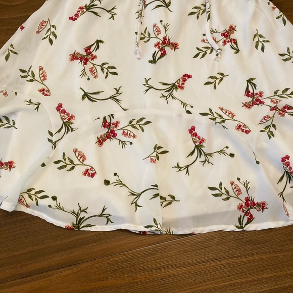 Floral dress - Picture 4 of 6